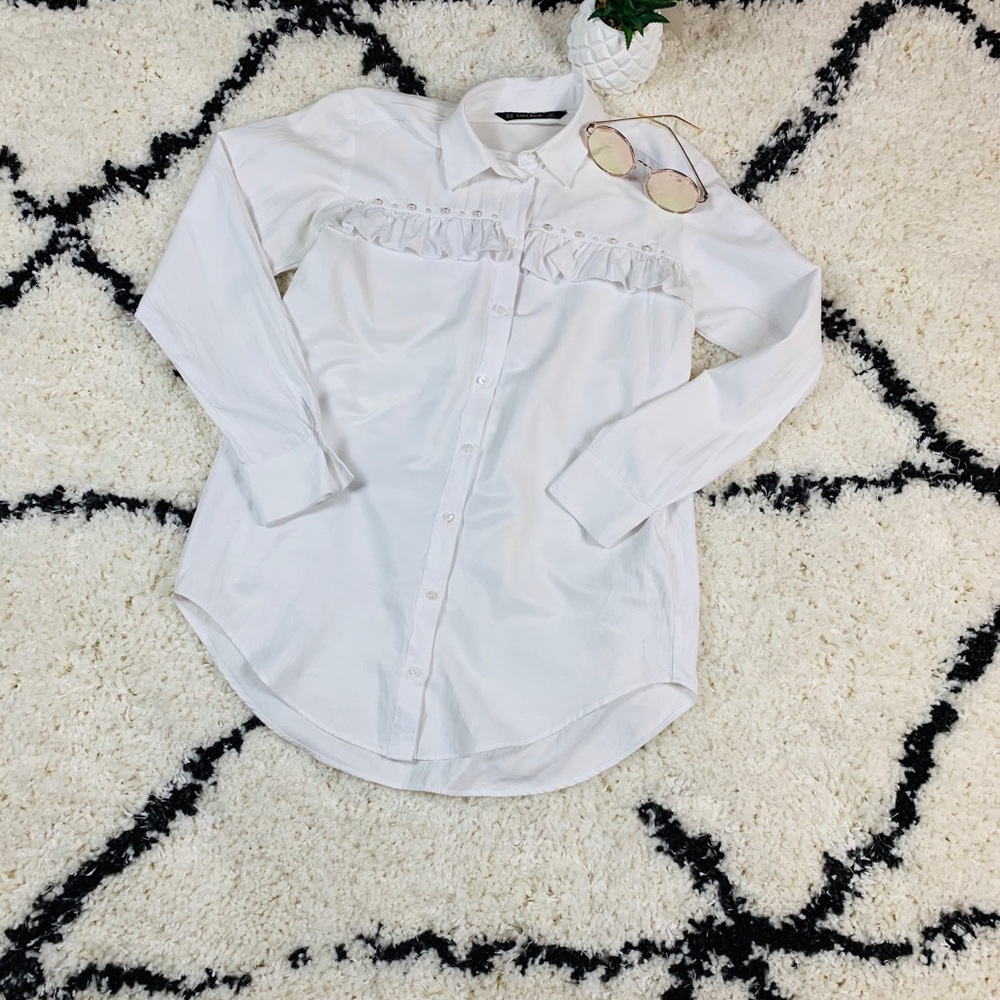 White Cotten button down shirt with Perales